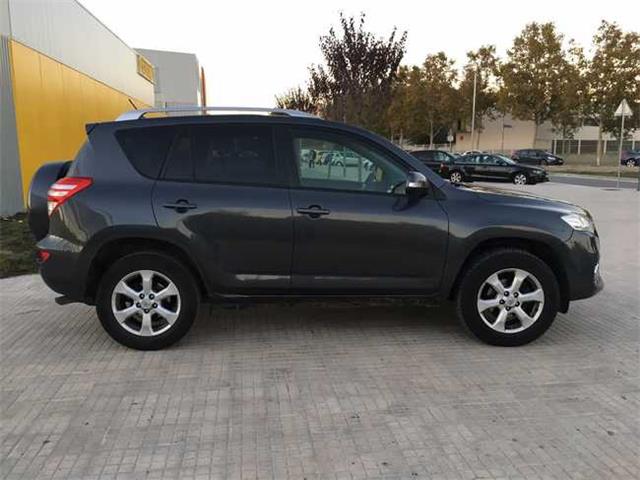 TOYOTA RAV 4 (01/10/2011) - 